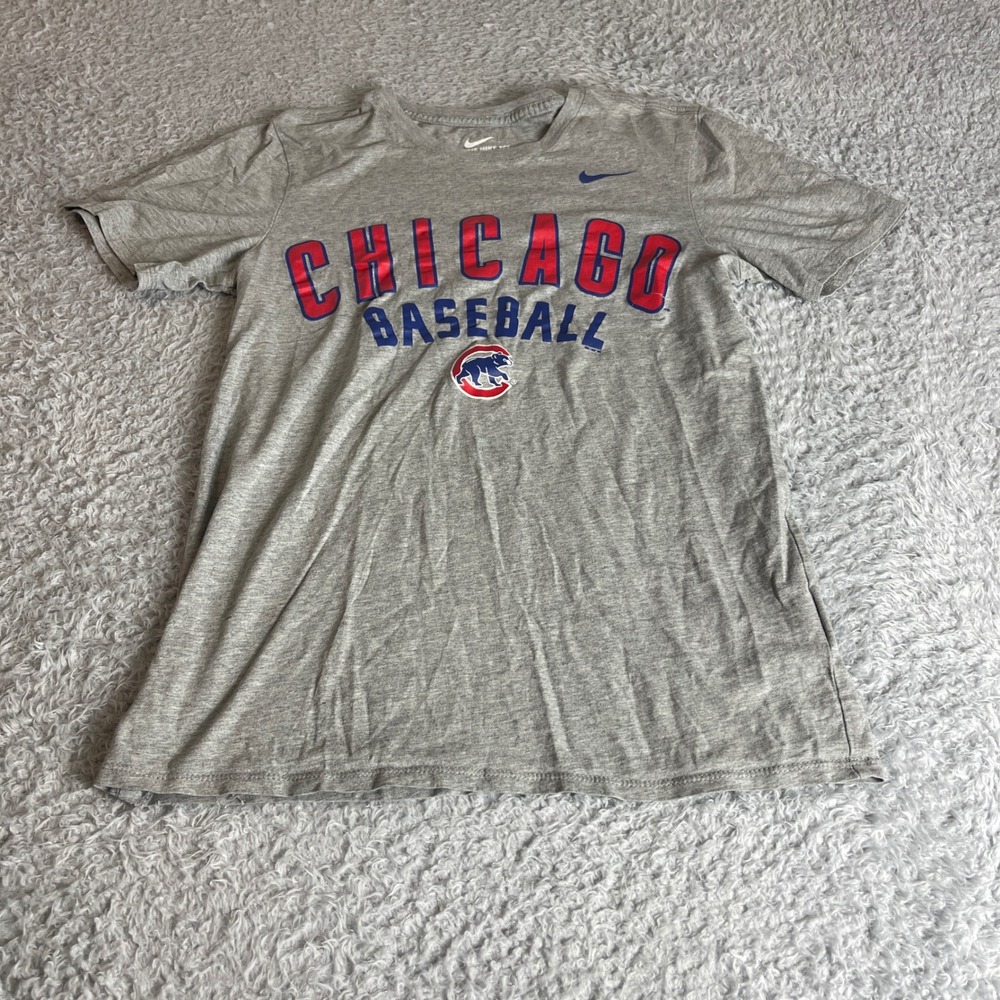 Nike Chicago Cubs MLB Baseball T-Shirt Mens Small Gray Short Sleeve Graphic Tee